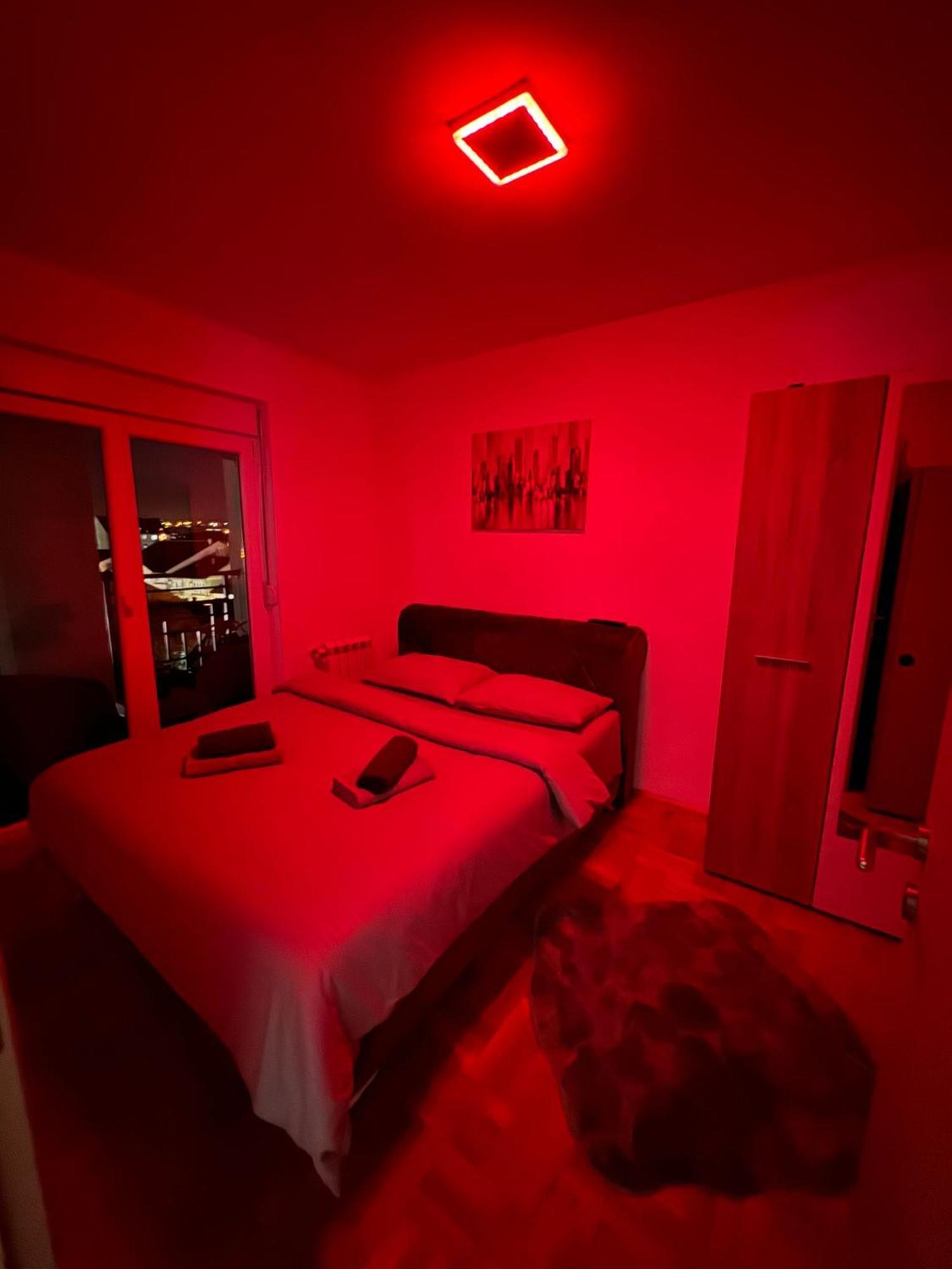 Apartamento Stan Na Dan Aurora Požarevac Exterior foto