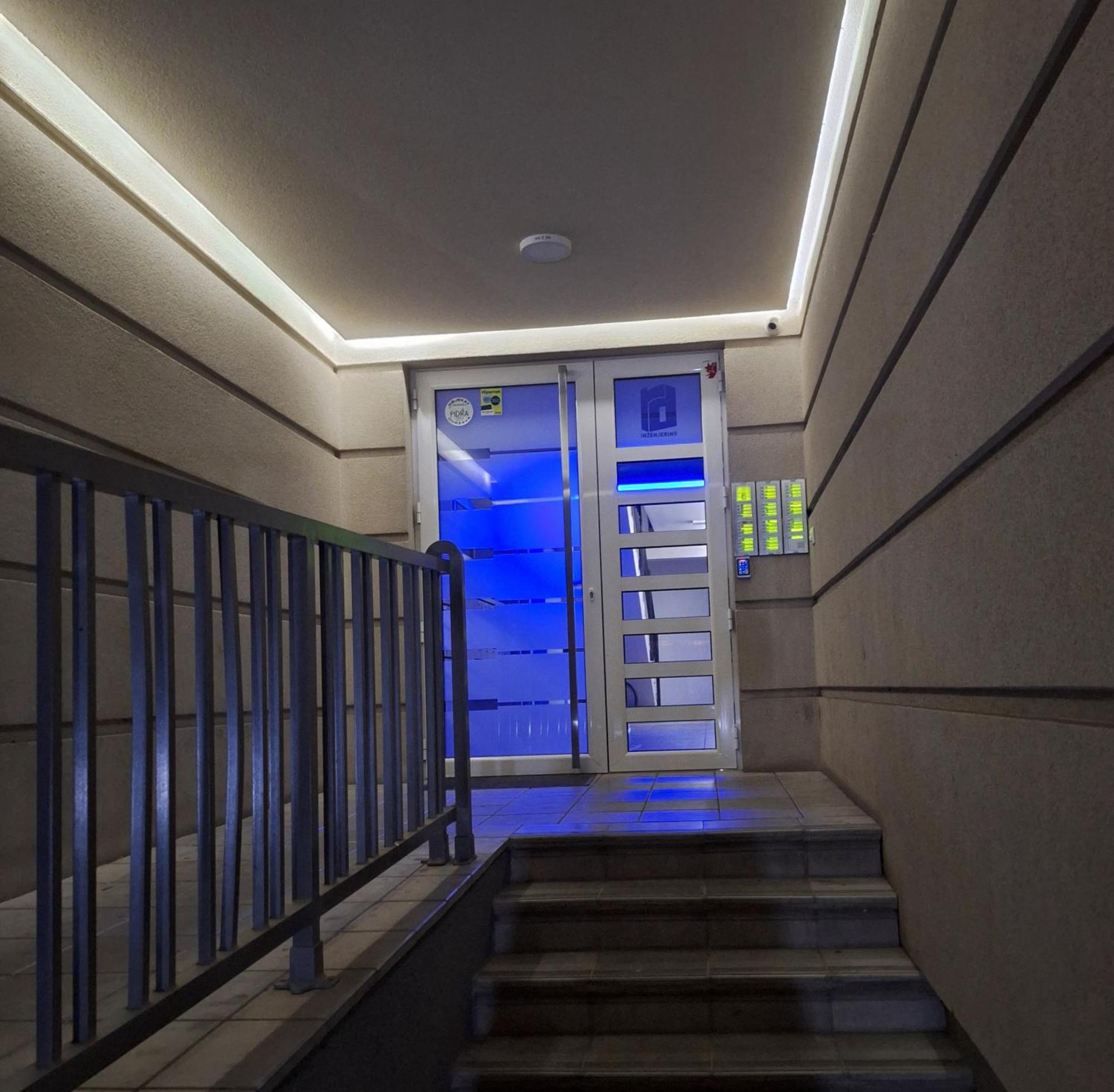 Apartamento Stan Na Dan Aurora Požarevac Exterior foto
