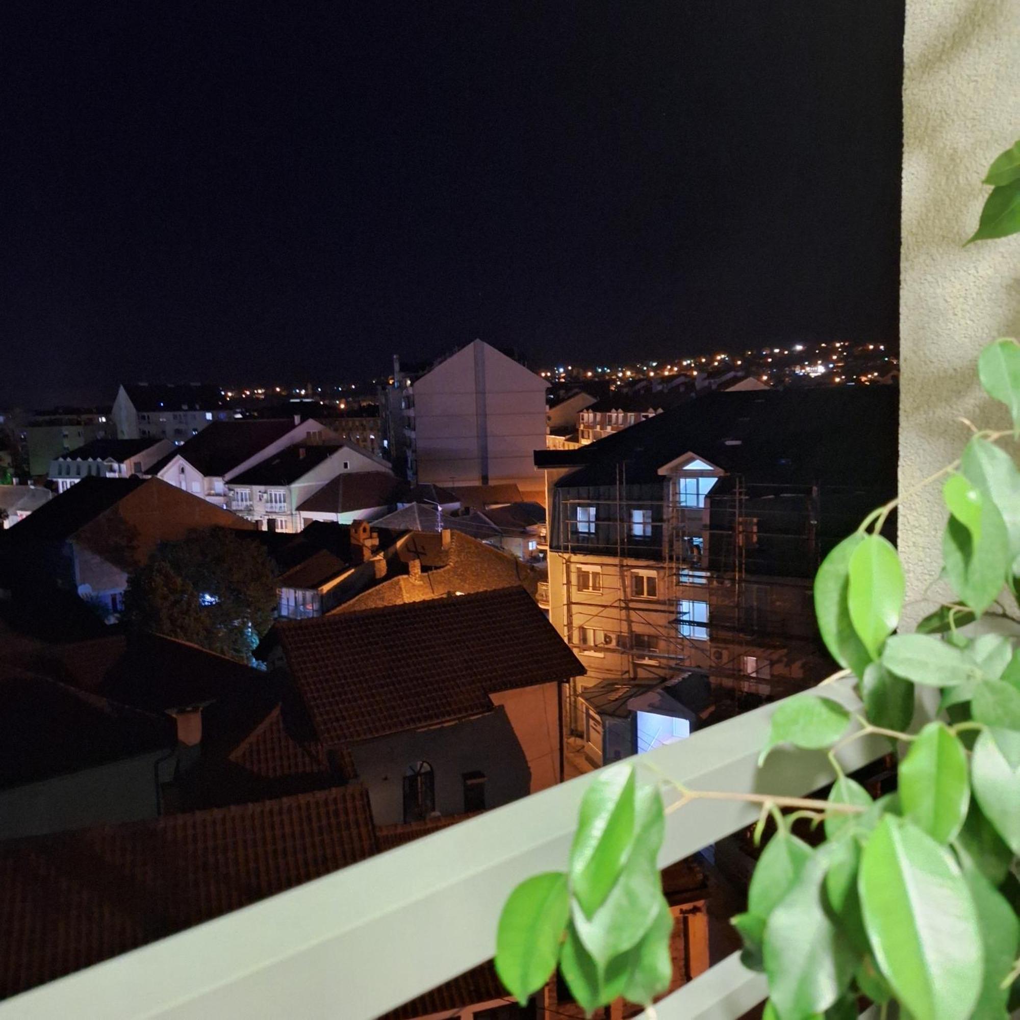 Apartamento Stan Na Dan Aurora Požarevac Exterior foto