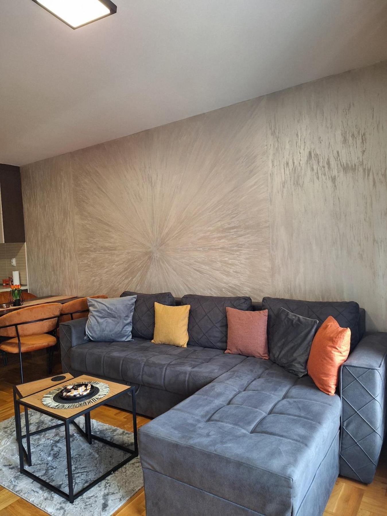 Apartamento Stan Na Dan Aurora Požarevac Exterior foto