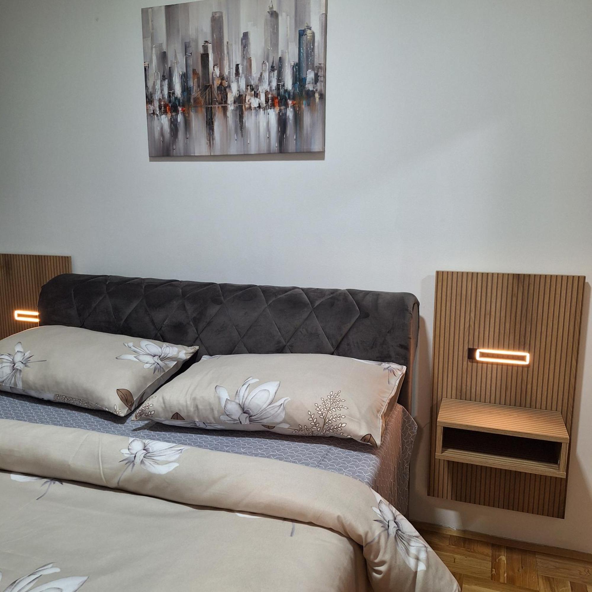 Apartamento Stan Na Dan Aurora Požarevac Exterior foto